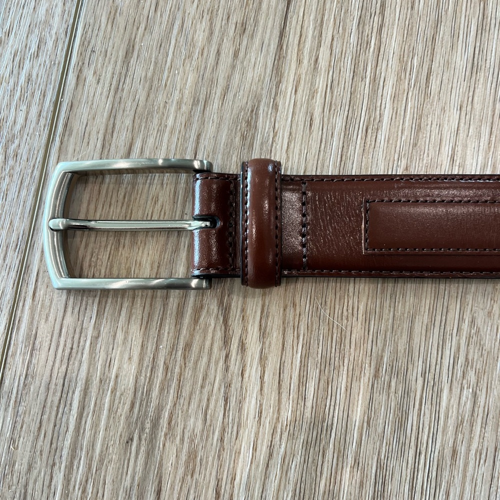 Johnston & Murphy Men’s Leather Belt - Picture 2 of 4
